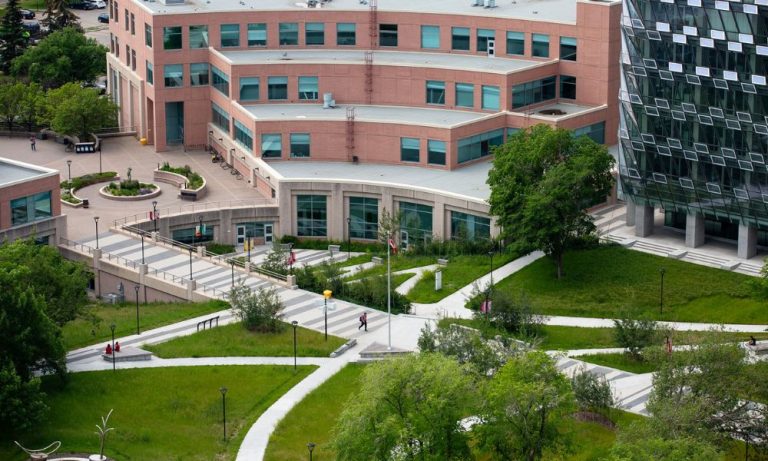 xr:d:DAEOnTS45Os:10622,j:2550567641212391909,t:23092817